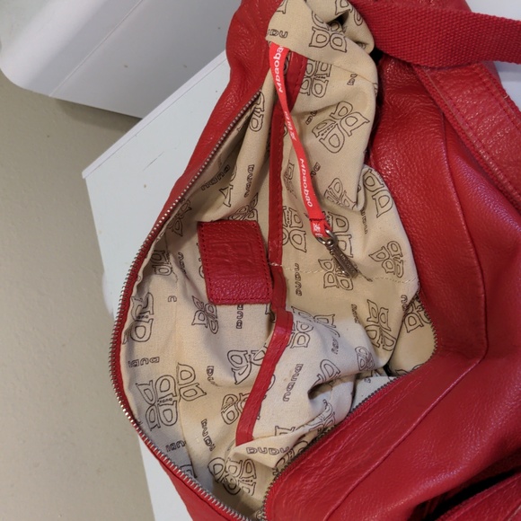 Red leather purse 4 items for $20❤️ - Picture 5 of 6